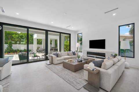 2737 NE 18th Street, Fort Lauderdale FL - photo 10 of 38