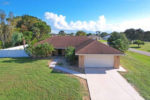 1991 SE Aires Lane, Port St. Lucie FL - photo 7 of 49
