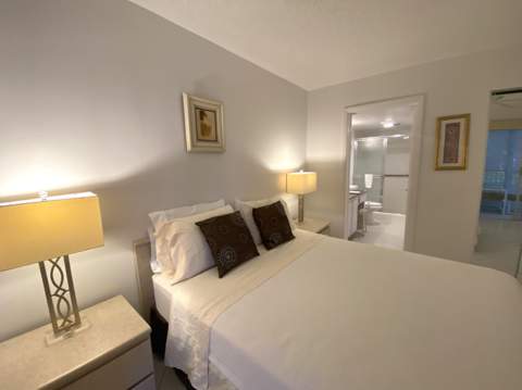 14360 Strathmore Lane #206, Delray Beach FL - photo 11 of 37