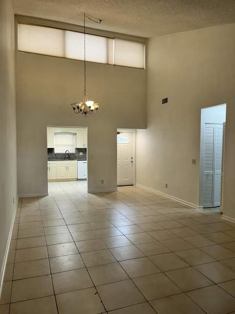 1763 Abbey Road, West Palm Beach FL - photo 11 of 13