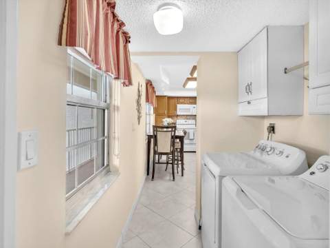 3510 Oaks Way #409, Pompano Beach FL - photo 18 of 61