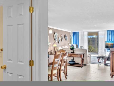 3510 Oaks Way #409, Pompano Beach FL - photo 20 of 61