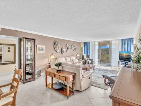3510 Oaks Way #409, Pompano Beach FL - photo 10 of 61