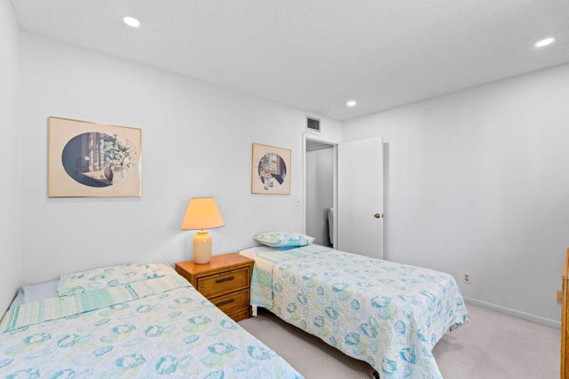 2 bedroom Condominium at 230 Pine Hov Circle #A-2, Pine Ridge South II Condo, Greenacres — photo 5