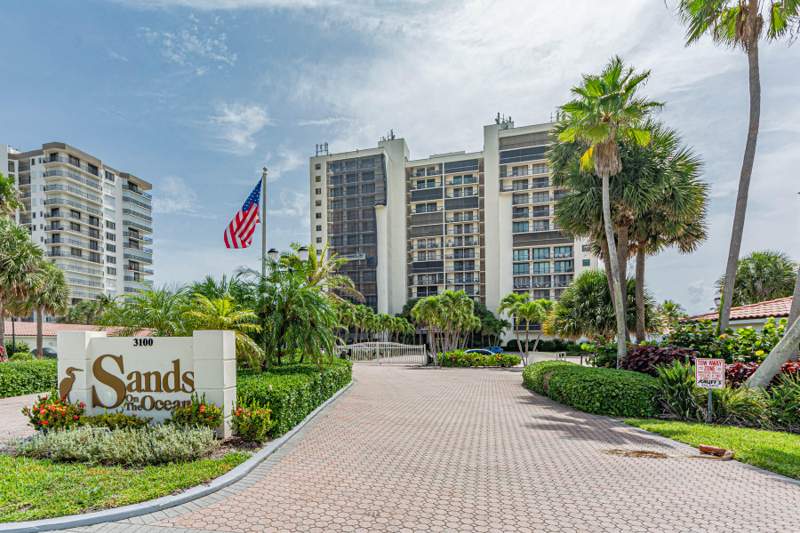 3 bedroom Condominium at 3100 N Highway A1a #901, Sands On The Ocean Section 1 Condominium, Hutchinson Island — photo 2