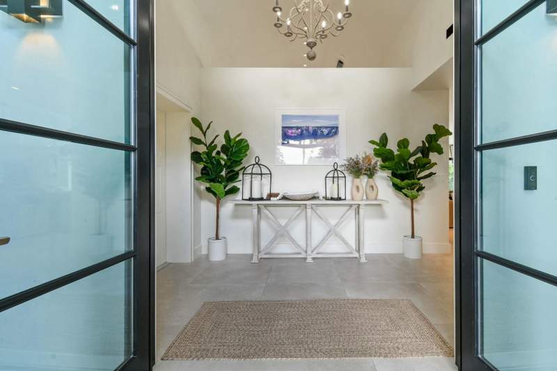 4 bedroom Single Family Residence at 170 Beacon Lane, Jupiter Inlet Beach Colony, Jupiter Inlet Colony — photo 5