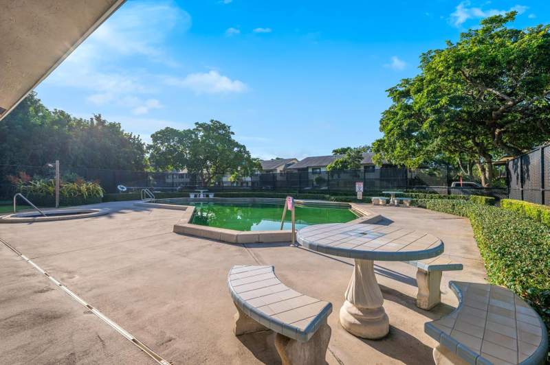 2 bedroom Condominium at 567 Trace Cir Circle, Tivoli Trace, Deerfield Beach — photo 2