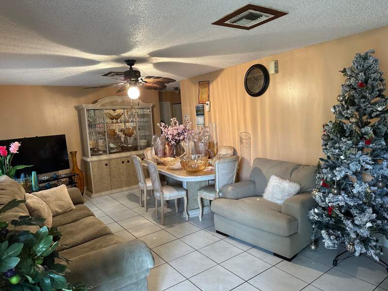 3 bedroom Single Family Residence at 702 SW 7th Street, Rosemont Park Delray, Delray Beach — photo 5