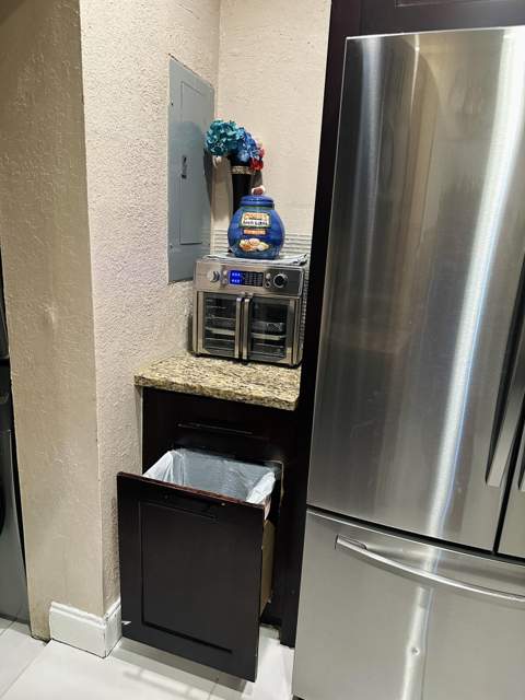 833 Briggs Street, West Palm Beach FL - photo 17 of 71
