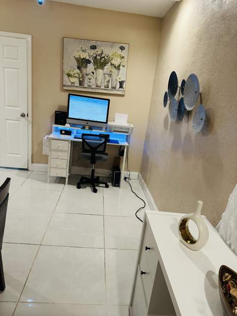 833 Briggs Street, West Palm Beach FL - photo 9 of 71