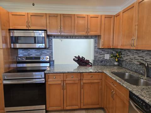 121 Lake Gloria Drive, West Palm Beach FL - photo 8 of 26