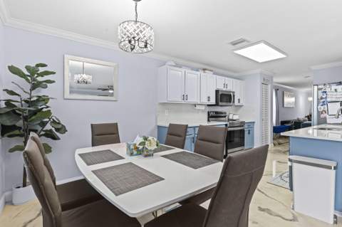 6627 Rainwood Cove Lane, Lake Worth FL - photo 15 of 43