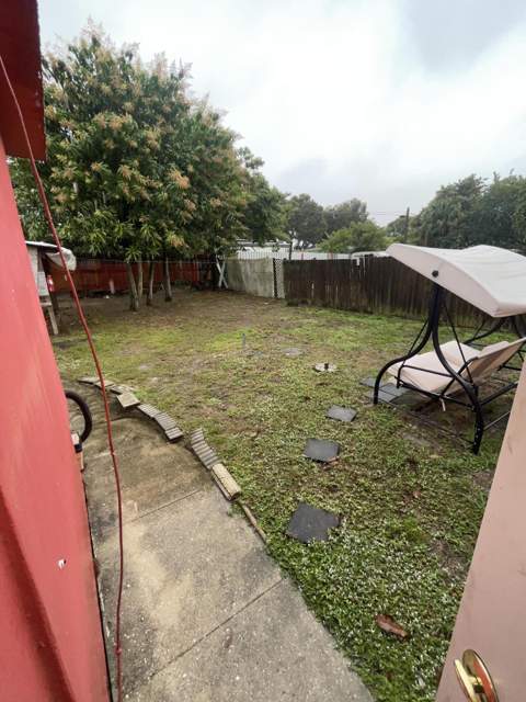 3024 Glenwood Road, West Palm Beach FL - photo 14 of 38