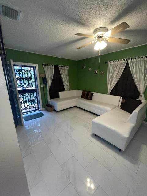 3024 Glenwood Road, West Palm Beach FL - photo 18 of 38
