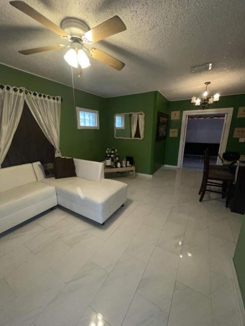 3024 Glenwood Road, West Palm Beach FL - photo 20 of 38