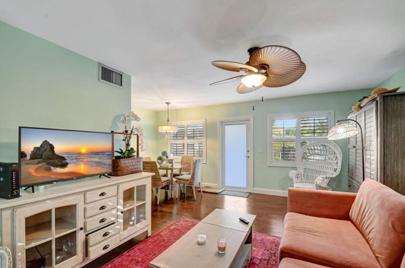 1 bedroom Condominium at 100 Venetian Drive #3, Ranger Condo Apts, Delray Beach — photo 4