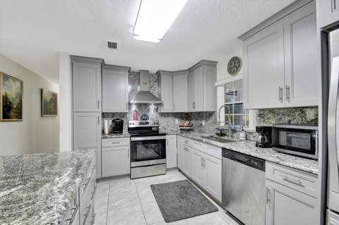 3446 Cabbage Palm Way, Loxahatchee FL - photo 11 of 57