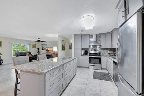 3446 Cabbage Palm Way, Loxahatchee FL - photo 14 of 57