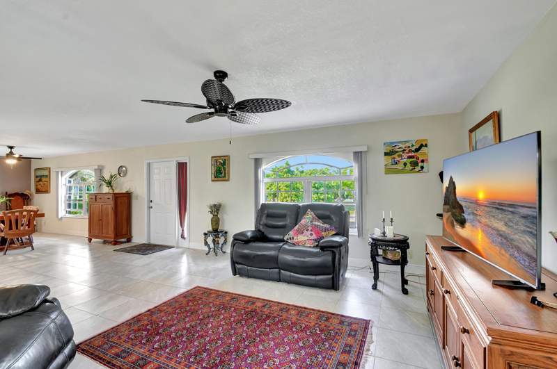3 bedroom Single Family Residence at 3446 Cabbage Palm Way, Las Flores Ranchos, Loxahatchee — photo 5