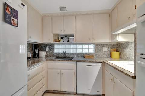 2711 S Ocean 0020 Boulevard #2, Highland Beach FL - photo 18 of 44
