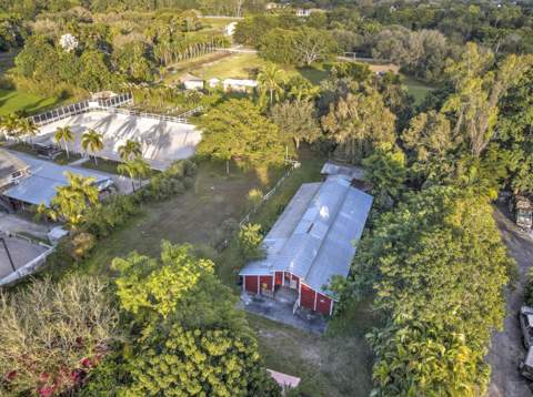 6402 SW 185th Way, Southwest Ranches FL - photo 7 of 82