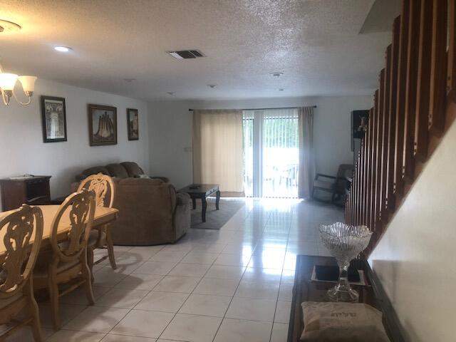 3 bedroom Townhouse at 22065 Las Brisas Circle #401, Las Brisas Of Boca Condo, Boca Raton — photo 2