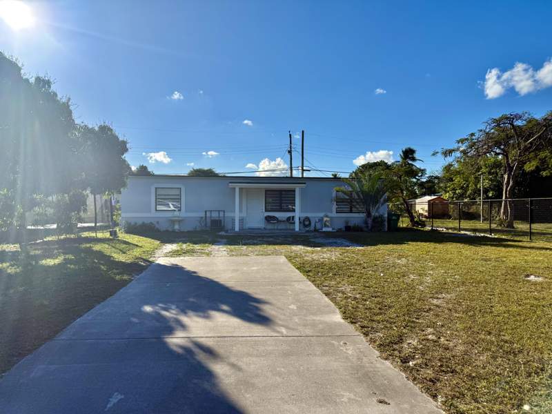 3 bedroom Single Family Residence at 303 NW 28 Way, Broward Park, Fort Lauderdale — photo 3