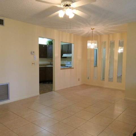 5961 Whispering Pine Way #C-2, Greenacres FL - photo 12 of 25