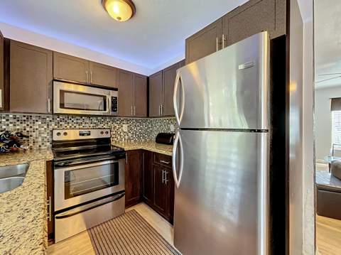 6293 NW 27th Street, Margate FL - photo 13 of 41