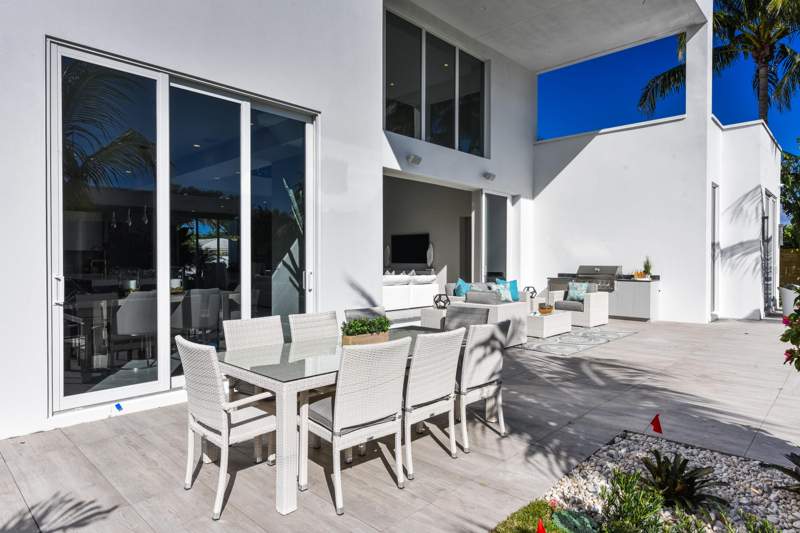 5 bedroom Single Family Residence at 2627 NE 14th Street, Coral Ridge, Fort Lauderdale — photo 5