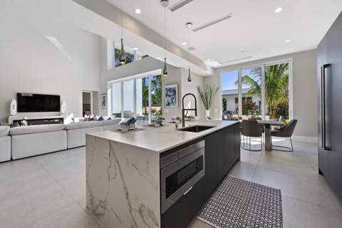 2627 NE 14th Street, Fort Lauderdale FL - photo 17 of 18
