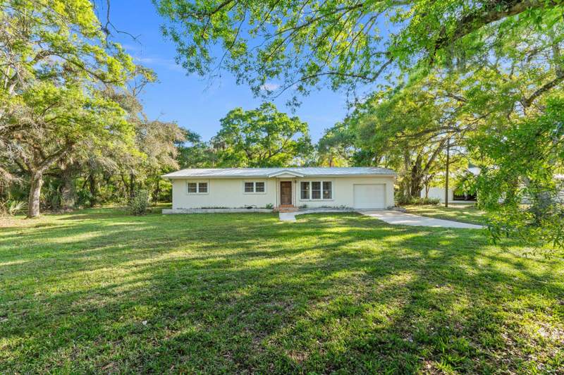 3 bedroom Single Family Residence at 11541 Okeechobee Road, Fort Pierce, Fort Pierce — photo 5