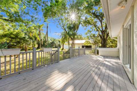 11541 Okeechobee Road, Fort Pierce FL - photo 11 of 46