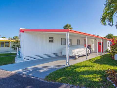 4743 NE Blue Heron Lane #7, Jensen Beach FL - photo 7 of 34