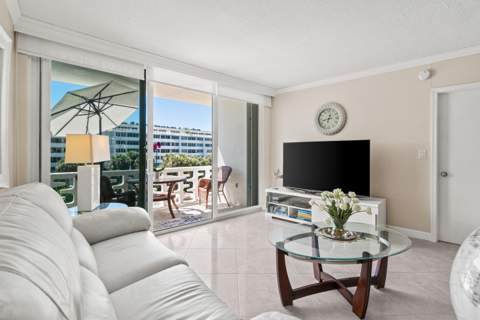 2760 S Ocean Boulevard #313, Palm Beach FL - photo 6 of 30