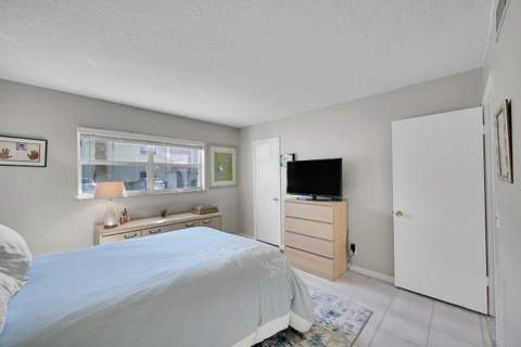 632 Snug Harbor Drive #D3, Boynton Beach FL - photo 18 of 37