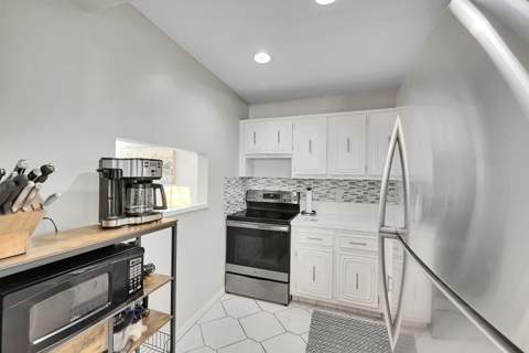 632 Snug Harbor Drive #D3, Boynton Beach FL - photo 12 of 37