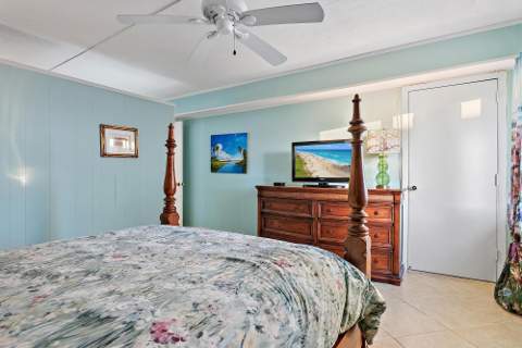 1561 NE 12th Terrace #C-14, Jensen Beach FL - photo 11 of 39
