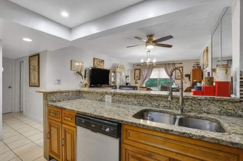 4364 NW 9th Avenue #16-3d, Deerfield Beach FL - photo 11 of 15