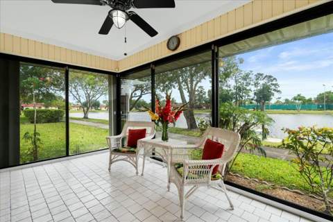 603 Laconia Circle, Lake Worth FL - photo 8 of 22