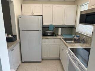 1 bedroom Condominium at 1117 Lake Terrace #105, Leisureville Lake Unit F Apt 105, Boynton Beach — photo 2