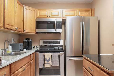 880 Horizons #102, Boynton Beach FL - photo 8 of 36