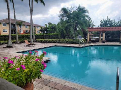 4197 N Haverhill Road #212, West Palm Beach FL - photo 18 of 32