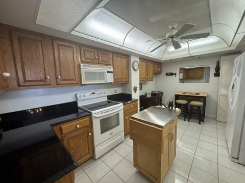 5047 N Highway A1a #Ph-2, Hutchinson Island FL - photo 13 of 62