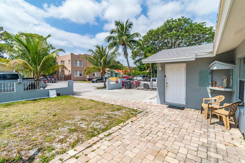 3 bedroom Single Family Residence at 513 El Vedado, Vista Encanto Add, West Palm Beach — photo 4