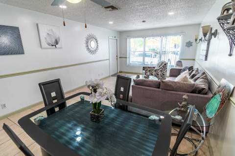 513 El Vedado, West Palm Beach FL - photo 9 of 27