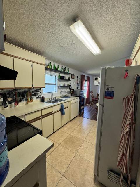 24 Villa Del Norte, Fort Pierce FL - photo 13 of 32