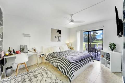 5337 Fountains Drive, Lake Worth FL - photo 8 of 35