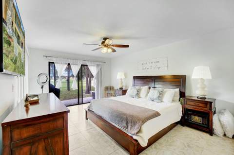 5337 Fountains Drive, Lake Worth FL - photo 17 of 35