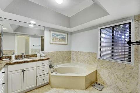 5337 Fountains Drive, Lake Worth FL - photo 18 of 35